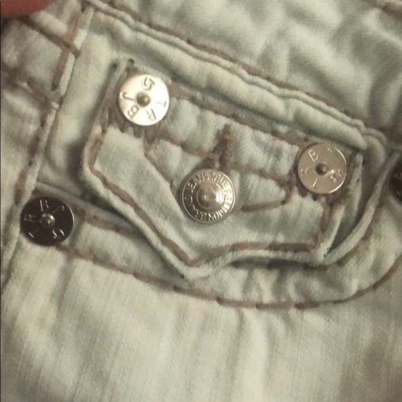 Jean - Picture 3 of 5